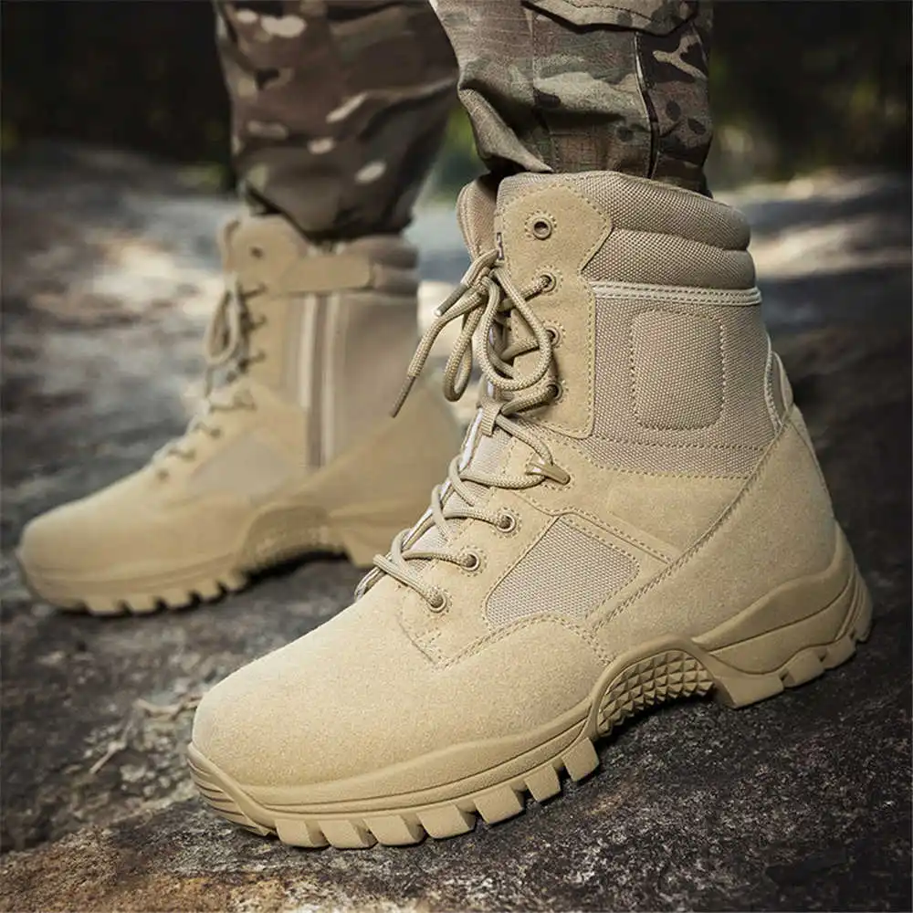 Rutschfeste Wanderstiefel aus  – Luxury Lifestyle Dark Bewertung und Preis